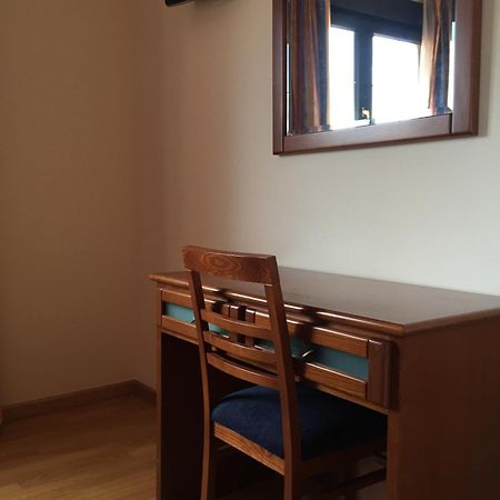 Hostal Tio Pepe II Bembibre  Ruang foto